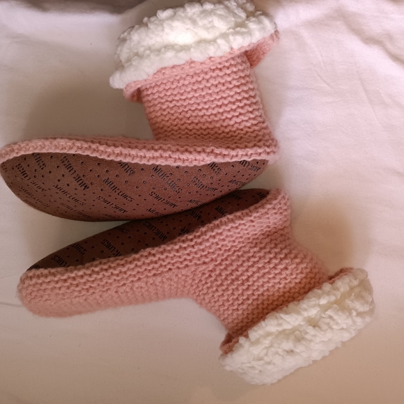MUK LUKS | SHEA INFUSED Sherpa Dusty Pink Knit Slipper Size Womens L-XL 8.5-11 - Picture 8 of 8